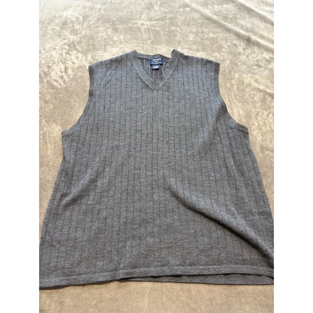 Brooks brothers 346 Grey Wool Sweater Vest‎ Size Large